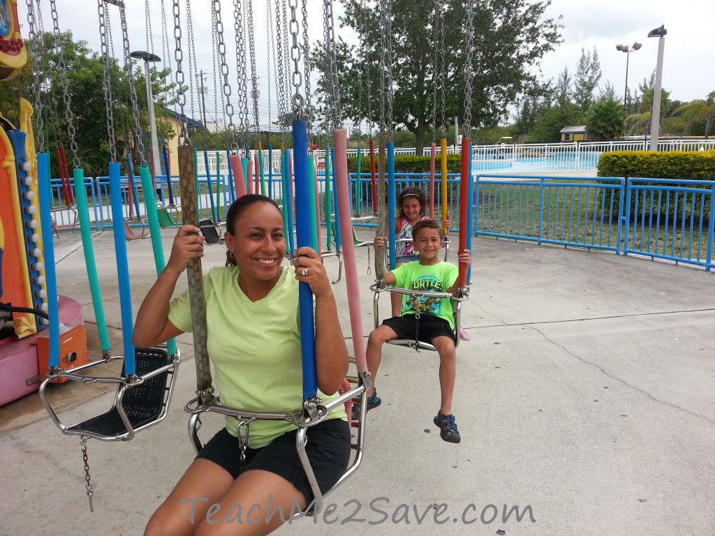 Boomers Swing Ride