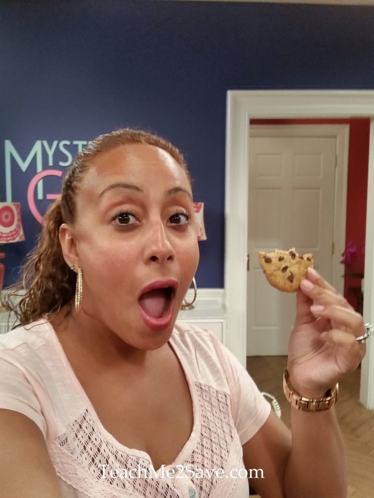 Mystery Girls Set Visit - Cookie