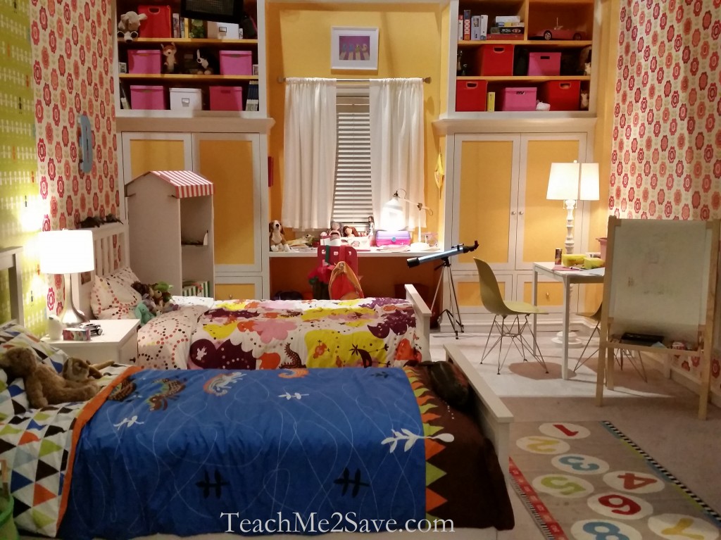 black-ish set - twins bedroom
