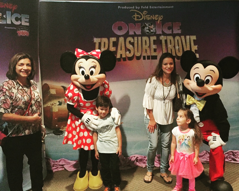 Disney On Ice Treasure Trove Family Pic