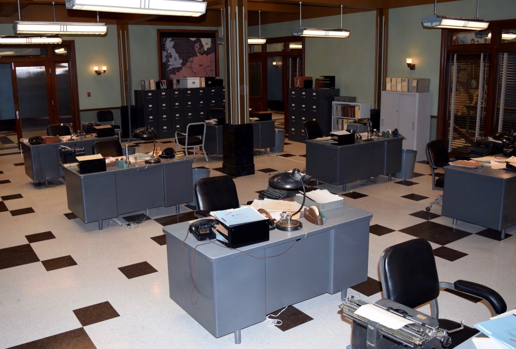 Agent Carter Set Desks