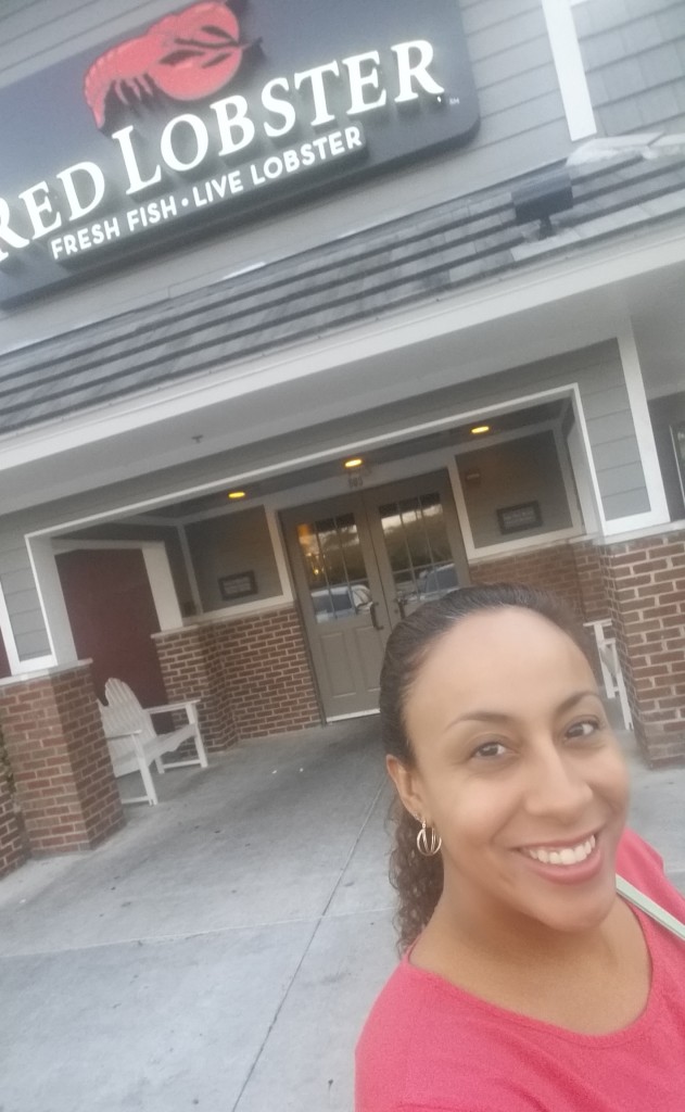 Leanette Fernandez visiting Red Lobster