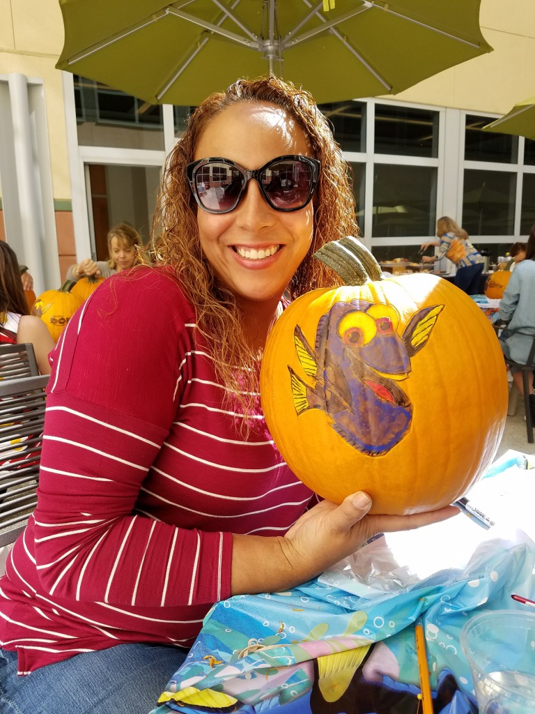 leanettes-finding-dory-halloween-pumpkin