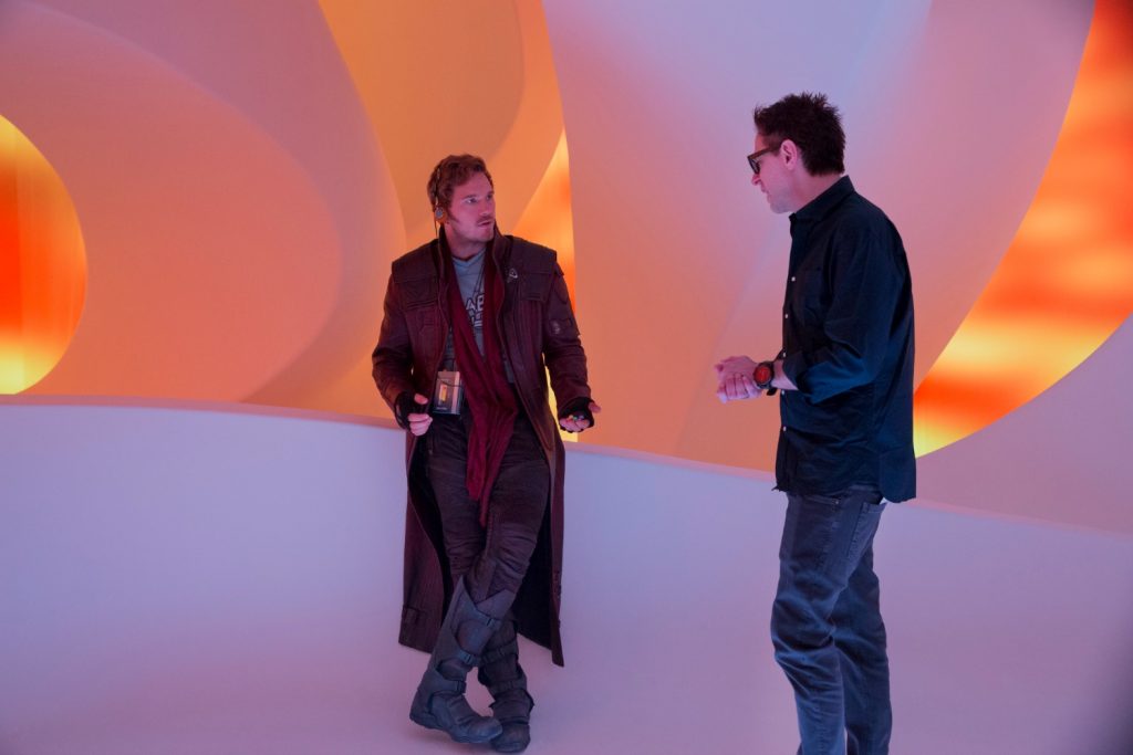 Marvel's Guardians Of The Galaxy Vol. 2 L to R: Chris Pratt (Star-Lord) and Director James Gunn on set. Ph: Chuck Zlotnick © 2016 MVLFFLLC. TM & © 2016 Marvel. All Rights Reserved.