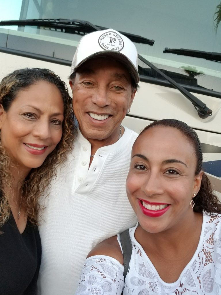 Leanette Fernandez, Sol and Smokey Robinson