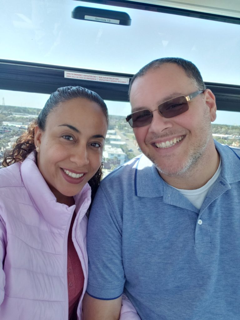 Couple inside SkyWheel